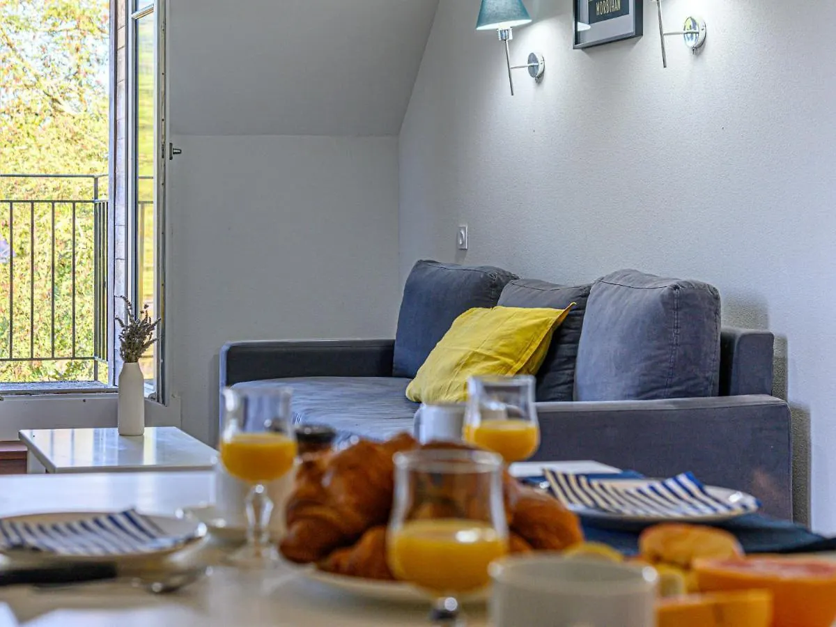 Apartment Chateau De Kergonano-2 By Interhome Baden França