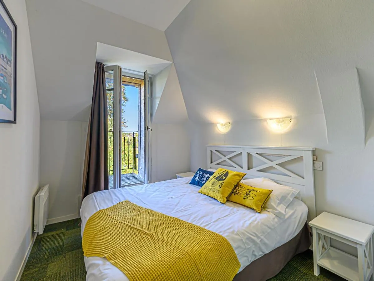Apartment Chateau De Kergonano-2 By Interhome Baden 0*,